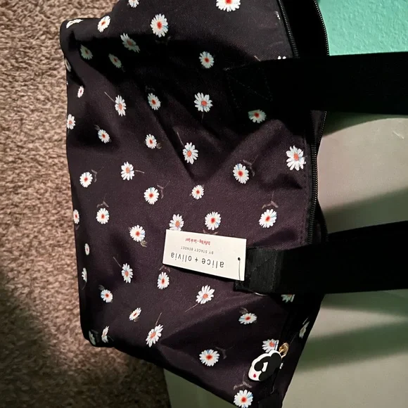 New bag with tags. - Picture 1 of 2